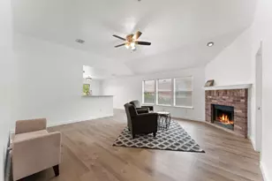 8471 Widgeon Way, Dallas, TX 75249 - Photo 5