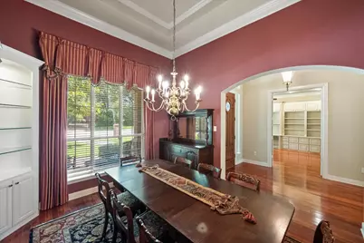 6100 Forest River Drive, Fort Worth, TX 76112 - Photo 5