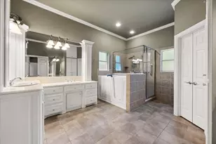 6100 Forest River Dr, Fort Worth, TX 76112 - Photo 25