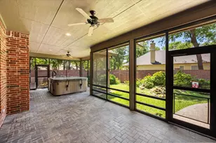 6100 Forest River Dr, Fort Worth, TX 76112 - Photo 29