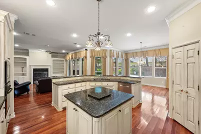 6100 Forest River Drive, Fort Worth, TX 76112 - Photo 15