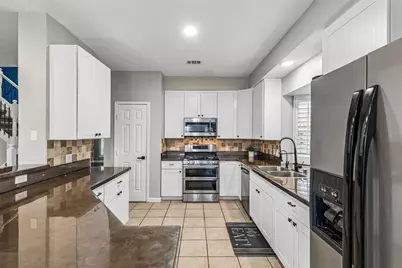 5625 Westwood Lane, The Colony, TX 75056 - Photo 13