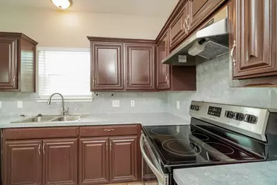 8024 Mourning Dove Drive, Arlington, TX 76002 - Photo 7