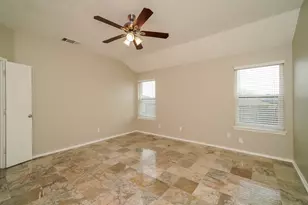 8024 Mourning Dove Dr, Arlington, TX 76002 - Photo 9