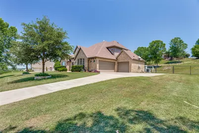 10248 Mustang Wells Drive, Fort Worth, TX 76126 - Photo 7