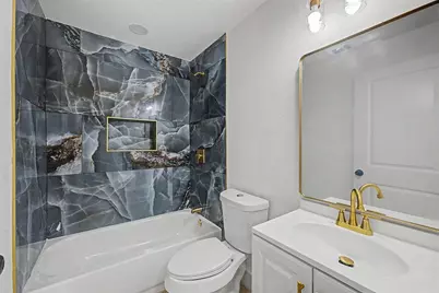 1000 Schieffer Avenue, Fort Worth, TX 76110 - Photo 3