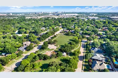 1908 Edgewater Drive, Plano, TX 75075 - Photo 35