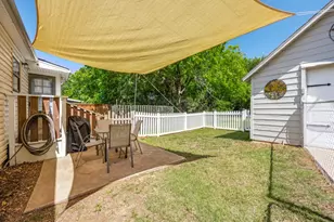 1109 W Hanna St, Denison, TX 75020 - Photo 25