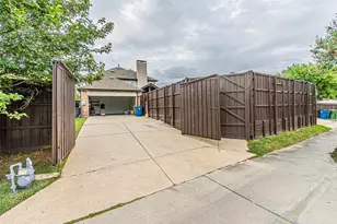 1440 Sunswept Terrace, Lewisville, TX 75077 - Photo 37