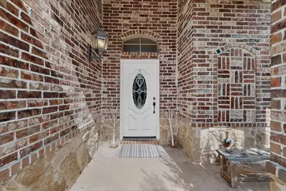 1901 Bentwood Court, Grapevine, TX 76051 - Photo 5
