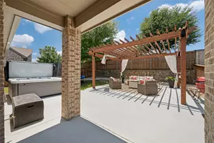 7913 Fossil Crk Trl, McKinney, TX 75071 - Photo 3