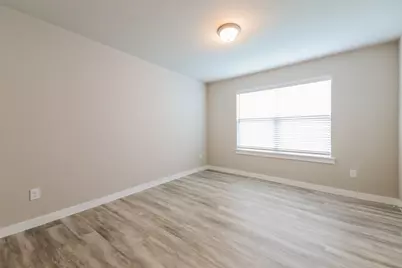 324 Nima Lane, Lewisville, TX 75057 - Photo 13