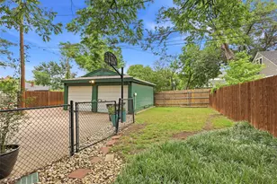 3817 Clarke Ave, Fort Worth, TX 76107 - Photo 33