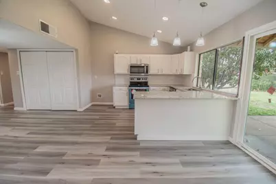 3825 Hackberry Lane, Bedford, TX 76021 - Photo 5