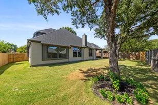 819 Beverly Dr, Grapevine, TX 76051 - Photo 35