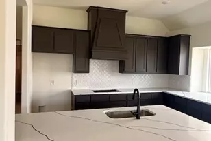 819 Beverly Dr, Grapevine, TX 76051 - Photo 7
