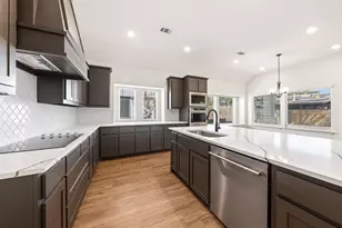 819 Beverly Dr, Grapevine, TX 76051 - Photo 7