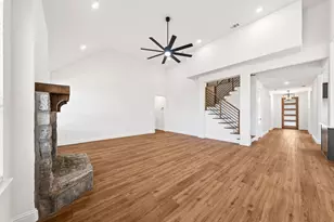 819 Beverly Dr, Grapevine, TX 76051 - Photo 15