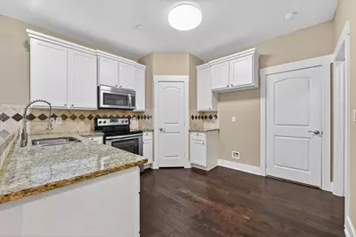 308 Lily Lane, Lewisville, TX 75057 - Photo 13