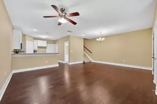 308 Lily Ln, Lewisville, TX 75057 - Photo 9