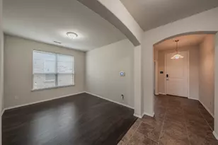 5400 Wharfside Pl, Denton, TX 76208 - Photo 9