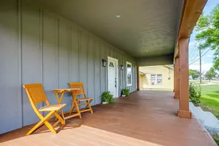 206 W 8th St, Venus, TX 76084 - Photo 3