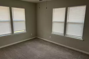 500 W Parkway St, Denton, TX 76201 - Photo 11