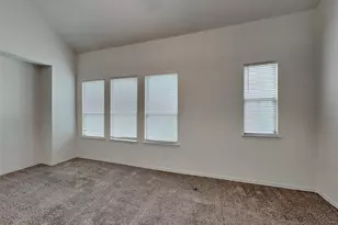 2431 Klamath Dr, Lewisville, TX 75056 - Photo 7