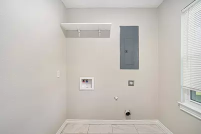 2009 Cloverdale Street, Arlington, TX 76010 - Photo 13