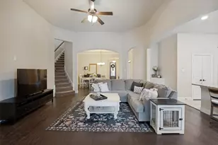 10708 Fort Stockton Pl, McKinney, TX 75071 - Photo 3