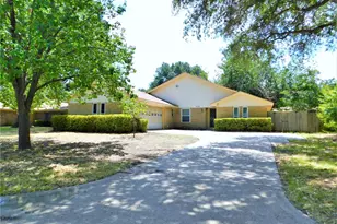 2716 Mill Pond Rd, Denton, TX 76209 - Photo 1