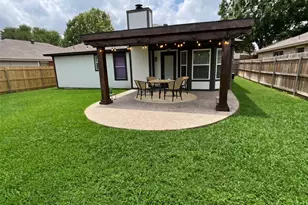 1729 Duster Cir, Arlington, TX 76018 - Photo 37