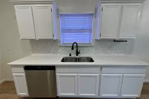 1729 Duster Cir, Arlington, TX 76018 - Photo 17