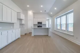 1249 Newport St, Sherman, TX 75090 - Photo 3