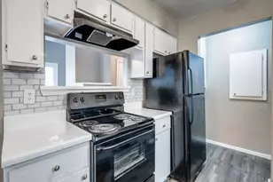 1122 Millview Dr, Arlington, TX 76012 - Photo 5