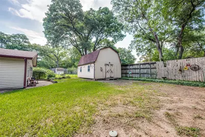 801 Brownstone Street, Euless, TX 76039 - Photo 25