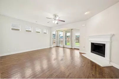 401 Palamedes Street, Lewisville, TX 75056 - Photo 13