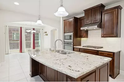 401 Palamedes Street, Lewisville, TX 75056 - Photo 11