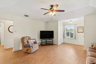 324 Ashwood St, Azle, TX 76020 - Photo 7