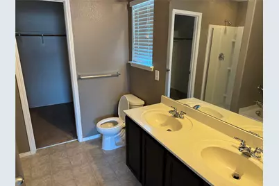 805 Underhill Drive, Arlington, TX 76002 - Photo 17