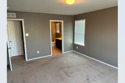 805 Underhill Drive, Arlington, TX 76002 - Photo 11