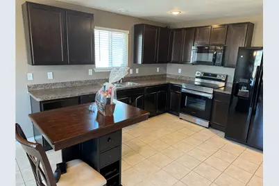 805 Underhill Drive, Arlington, TX 76002 - Photo 21