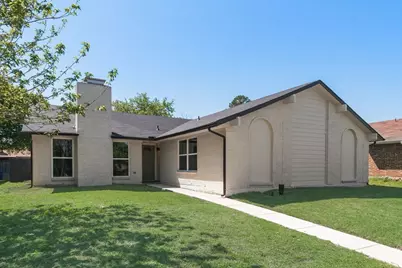 1656 Glenhill Lane, Lewisville, TX 75077 - Photo 3