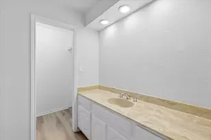 2625 Ramblewood Dr, Carrollton, TX 75006 - Photo 25