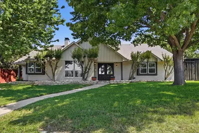 2625 Ramblewood Drive, Carrollton, TX 75006 - Photo 5
