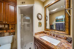 10626 Cox Ln, Dallas, TX 75229 - Photo 15