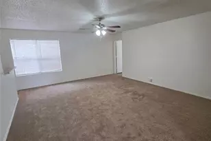 725 Trinity Ln, Dallas, TX 75241 - Photo 5