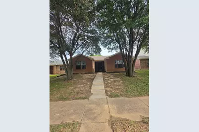 725 Trinity Lane, Dallas, TX 75241 - Photo 1