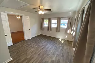 810 Greenville Rd, McKinney, TX 75069 - Photo 9