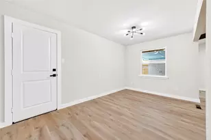 5737 Everglade Rd, Dallas, TX 75227 - Photo 13